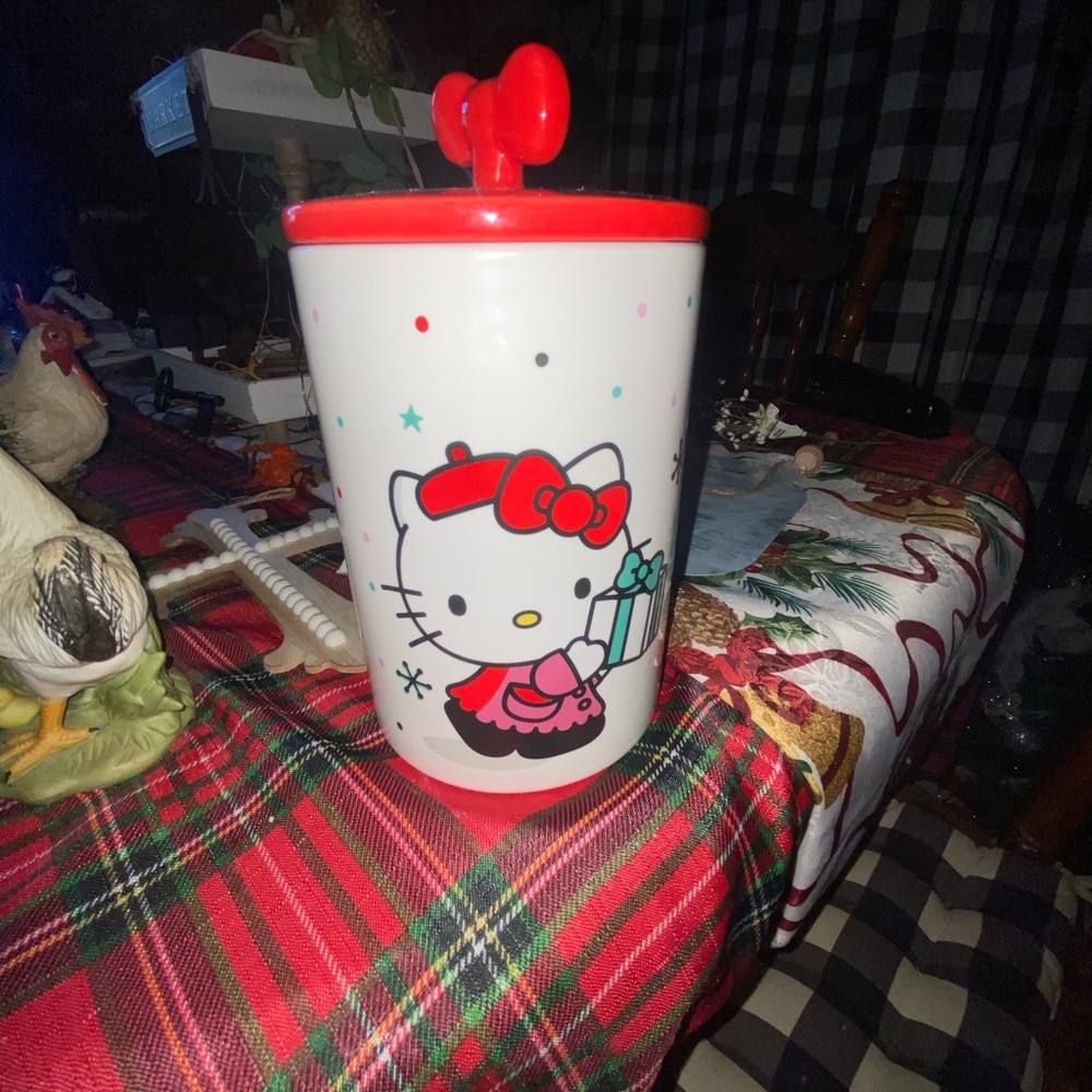 HELLO KITTY HOLIDAY BUNDLE!!